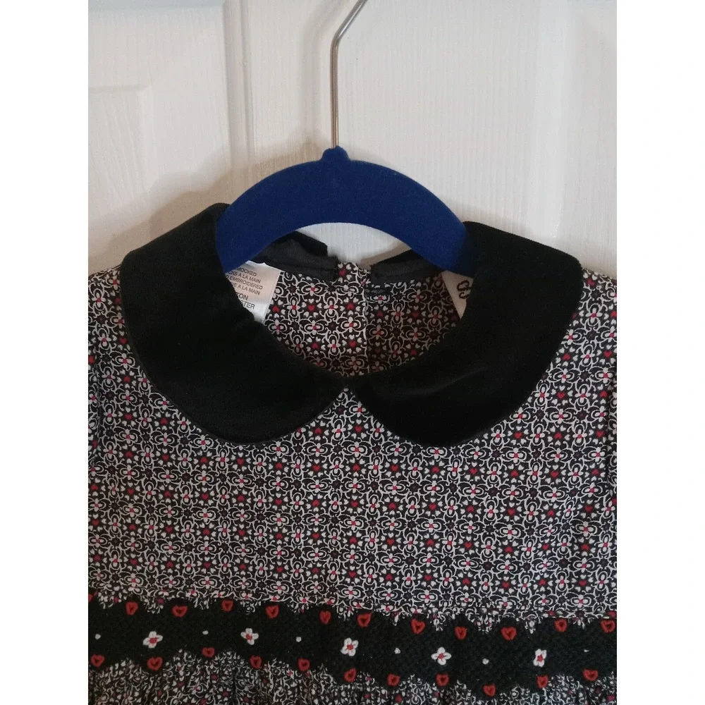Sarah Louise (England) Hands mocked Black Velvet Collar Floral Print Size‎ 18 MS